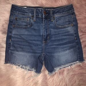 American Eagle High Rise Shortie